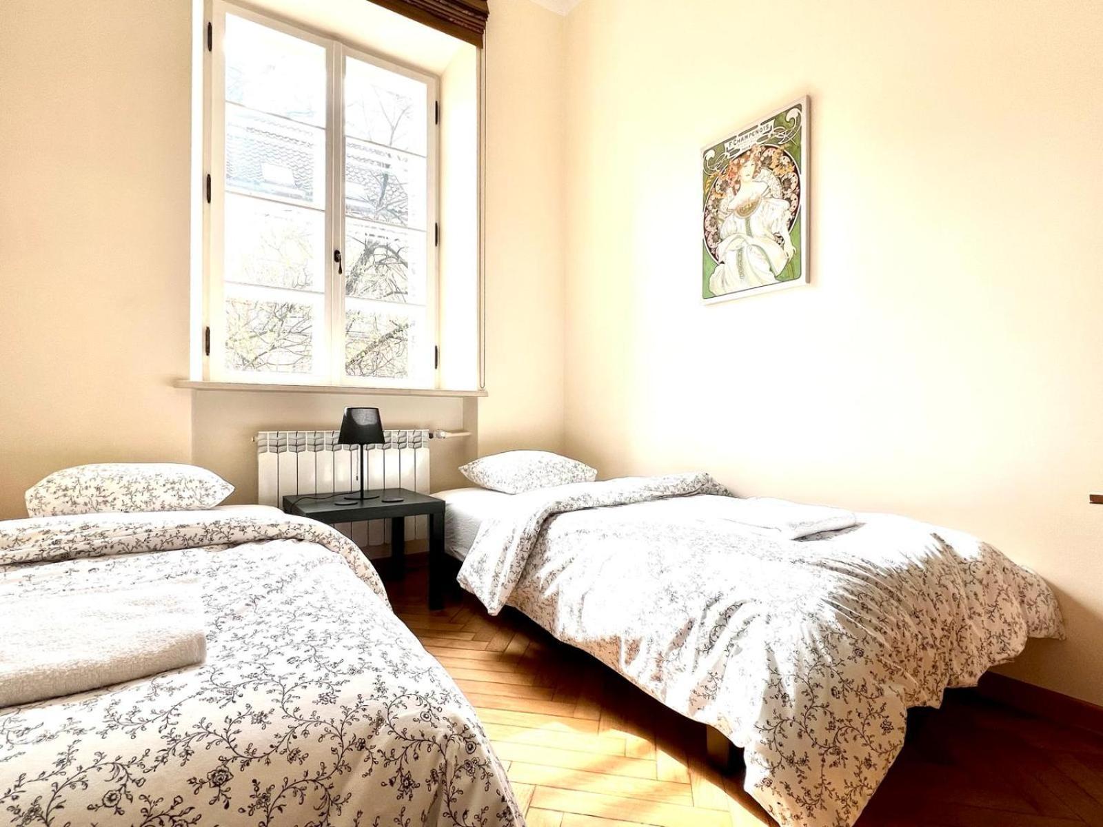 AAA STAY Apartments Old Town I Варшава Екстериор снимка